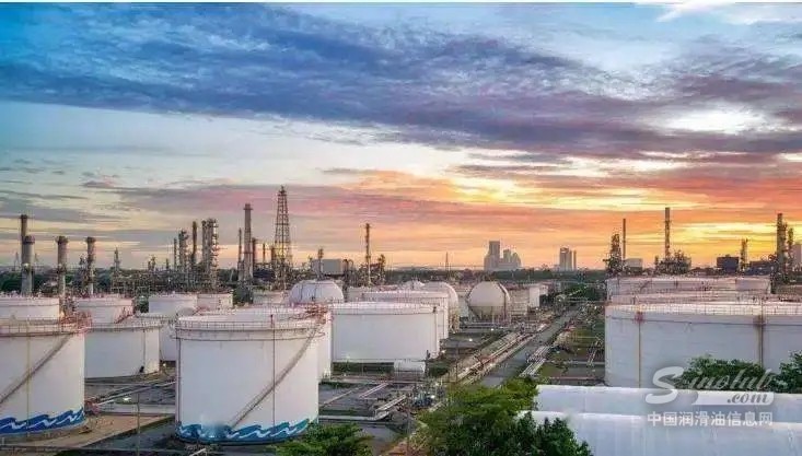 国产货与进口货价差扩大！基础油价格春节前或再变！