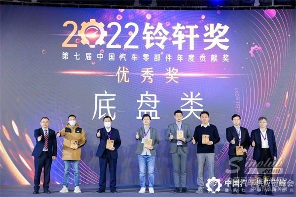 连续三年唯一获奖的轮胎企业，玲珑轮胎两产品摘得重量级奖项！