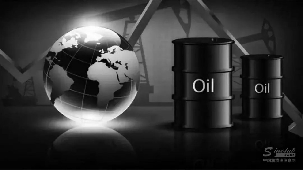 原油回落压低基础油价格，二类白油价格继续下跌