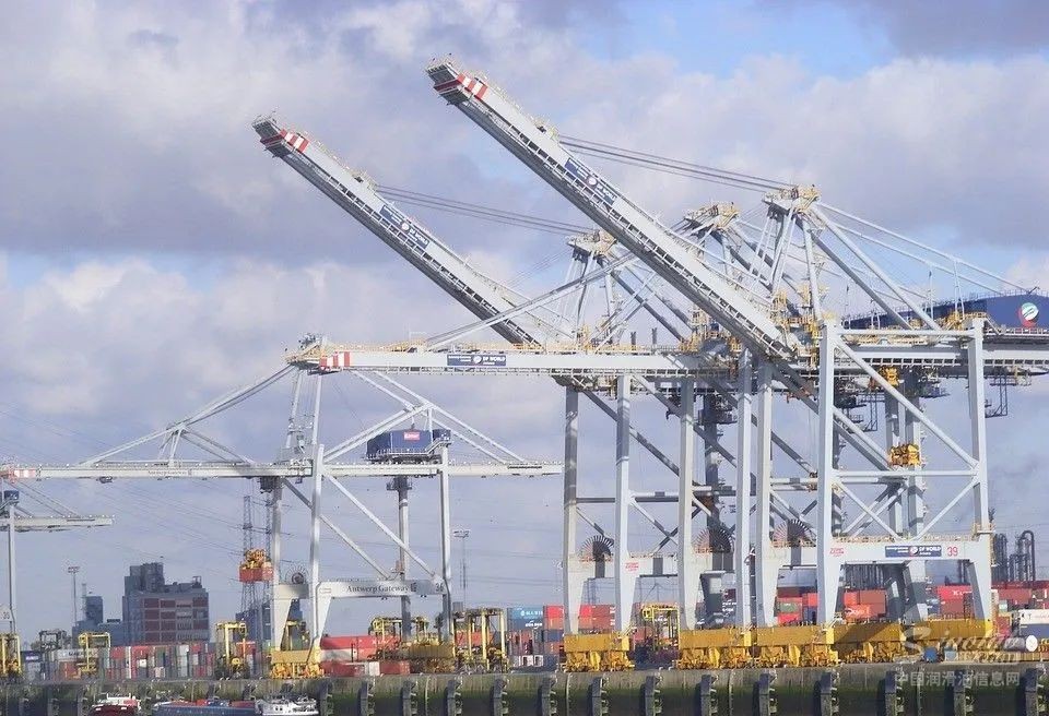 进口下滑 光亮油价格冲高