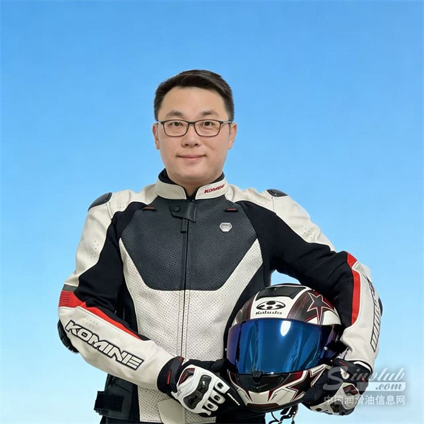 张雪机车双冠刷屏后，摩托车机油这一步很多人还在踩坑