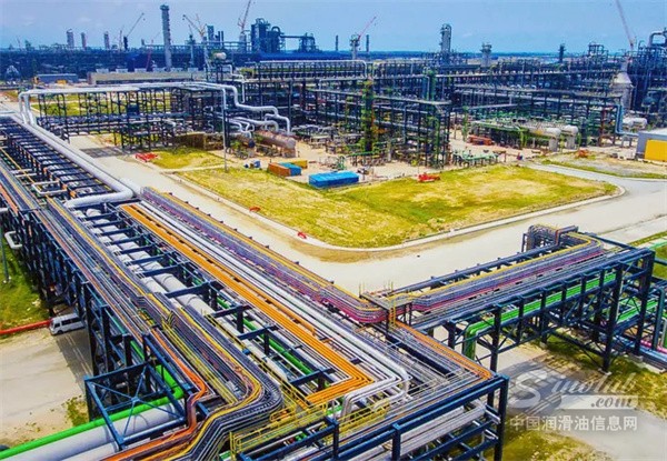 1781514788158064.jpg Dangote-refinery-launches-USD-1bn-pre-IPO-placement-729x505.jpg