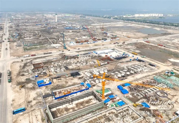 1781596287733458.jpg China-refiners-delay-500000-bpd-as-Hormuz-supply-bites-729x504.jpg