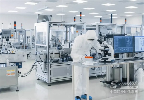 1786690091147128.jpg Lubrizol-expands-Africa-lubricants-network-with-Solevo-2-729x505.jpg