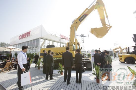 科技改变世界 奇瑞重工重磅亮相北京工程机械展