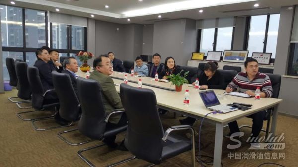 世界润滑油添加剂巨头雅富顿高层一行到访现代石油 