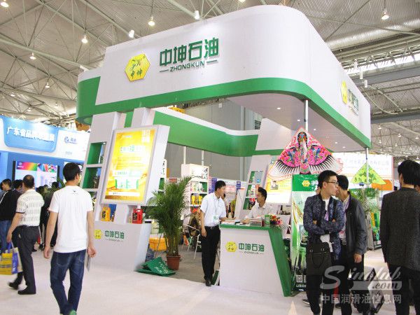 2016成都全国汽配会展台风采：中坤润滑油