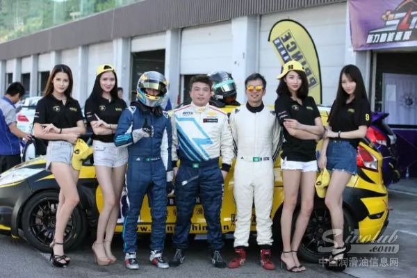 彼凌驰FSR，助力赛车手问鼎冠军！