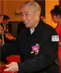 LubTop2016总评榜荣誉导师黄文轩简介