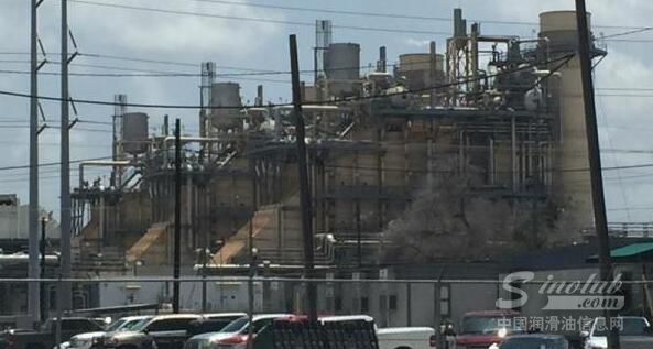 美国埃克森美孚公司炼油厂接到炸弹威胁