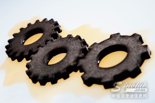 润滑油市场：大企业在学做战略 小企业学做生意