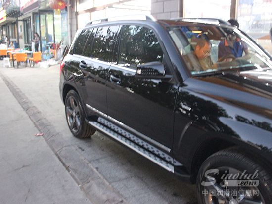 汽车贴膜受喜爱 如何辨别太阳膜优劣?