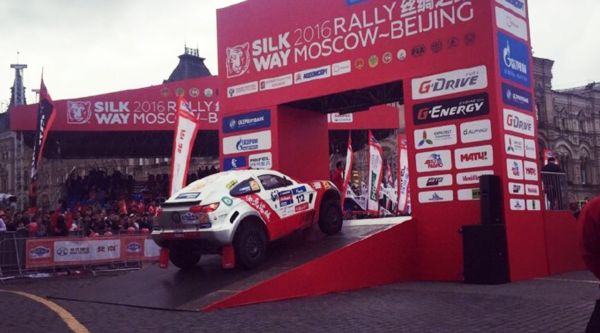 丝绸之路拉力赛开赛 长城润滑油全程支持