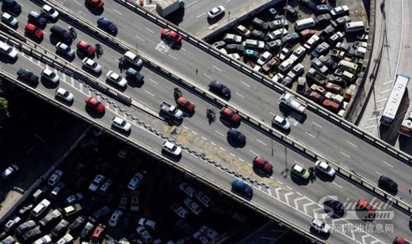 嘉实多磁护启停保 安“心”守护开学路