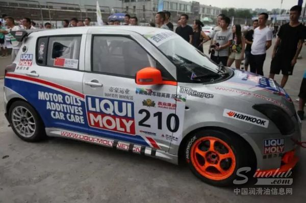 力魔车队勇战西南房车精英赛第三站！