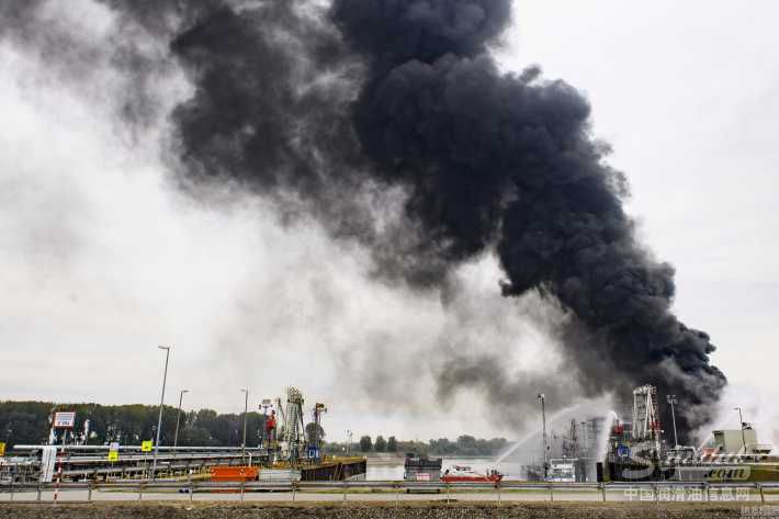 德国巴斯夫化学工厂发生爆炸