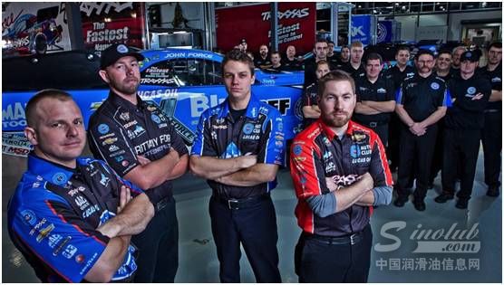 为NHRA冠军车队保驾护航 统一润滑油“蓝大夫”车用尾气处理液