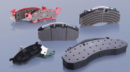 新换刹车片却刹不住车 这个问题可不容忽视