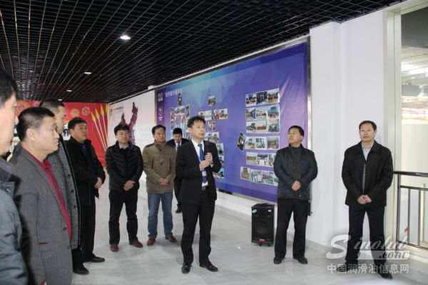 50多位优秀企业家组团到奥吉星工厂观摩学习