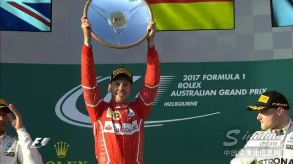 F1揭幕战，红色跃马重回王位！