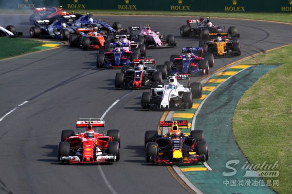 “维”快不破 等你来破——中国车迷激情挑战F1奥地利红牛车手维斯塔潘