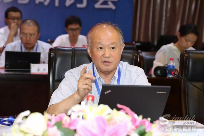 汽车零部件,润滑油,昆仑润滑油,发动机