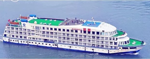 在三峡游轮上培训，练就云店拓展新招 ——第五届中华润滑油经销商销售团队培训夏令营即将开营