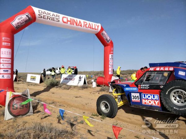 【达喀尔中国遇最残酷赛段】主力频遇机械故障，新锐车手挑起重担