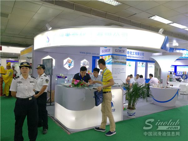 第十八届中国国际润滑油品展展台风采：米奇化工