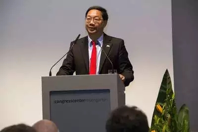 中国驻德国大使史明德访问曼海姆福斯润滑油总部