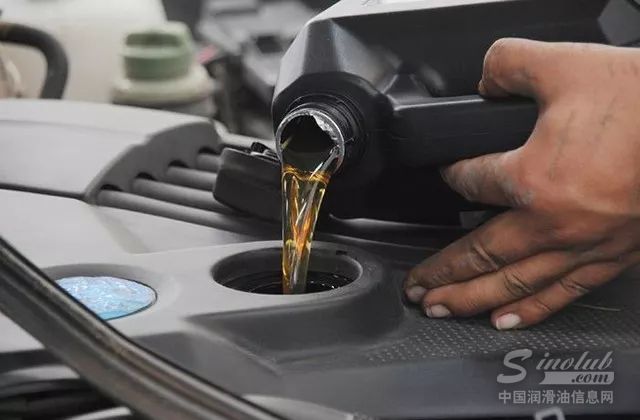 OEM规格等多重因素引导汽车发动机油升级换代