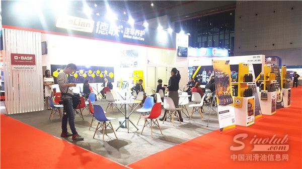 2017上海法兰克福汽配展展台风采：德联汽车养护展台风采