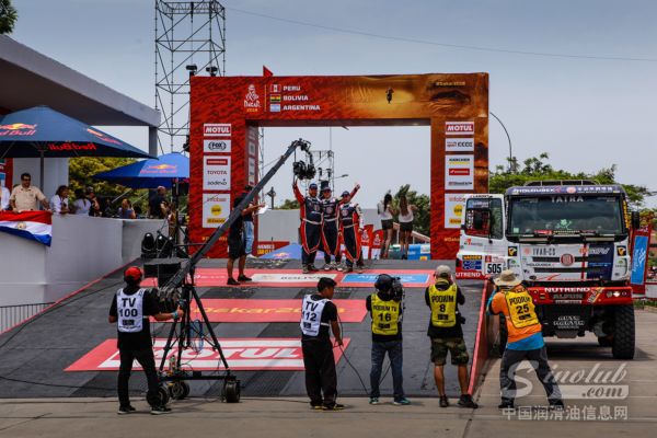 决战达喀尔：零公里润滑油-Buggyra车队首日斩获佳绩！