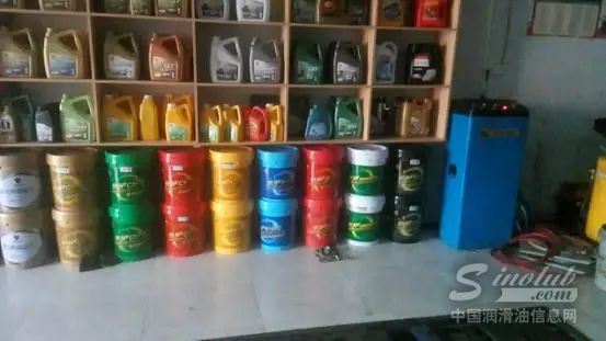 2017年金球石化优秀市场拓展奖─遵义殷总