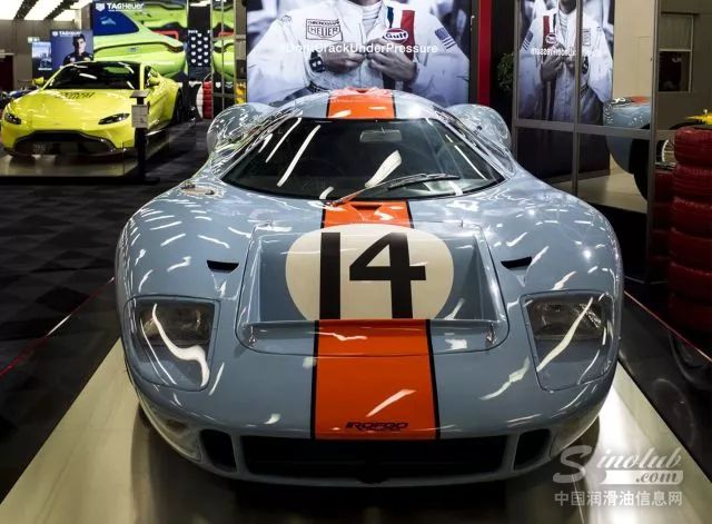 海湾橙蓝涂装亮相2018日内瓦车展