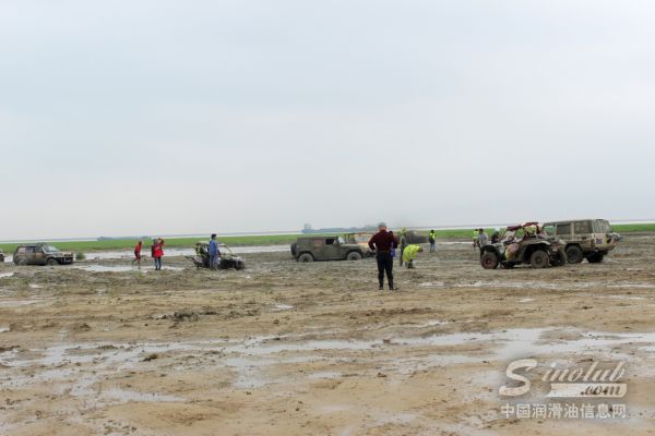 2018环鄱拉力赛激战惨烈，西铁古换油中心车队跑完上半程