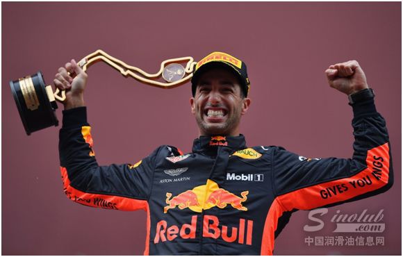 里卡多摩纳哥站夺冠红牛车队第250场F1大奖赛双喜临门