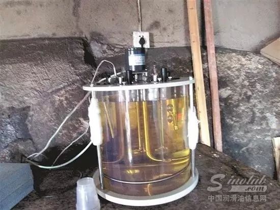 为什么假机油屡禁不止，因为太暴利了！