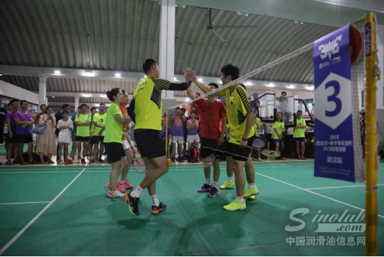 道达尔李宁李永波杯3v3羽毛球赛热度继续 世界冠军徐晨助阵武汉站