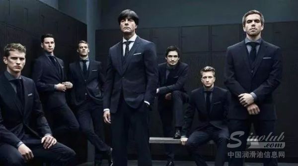 世界杯高颜值足球运动员看不过瘾？！那你一定得来看看TA！