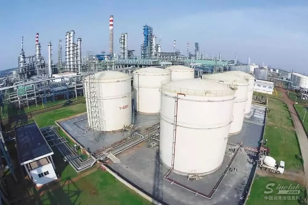基础油：未来多套装置投产 市场供应压力加剧