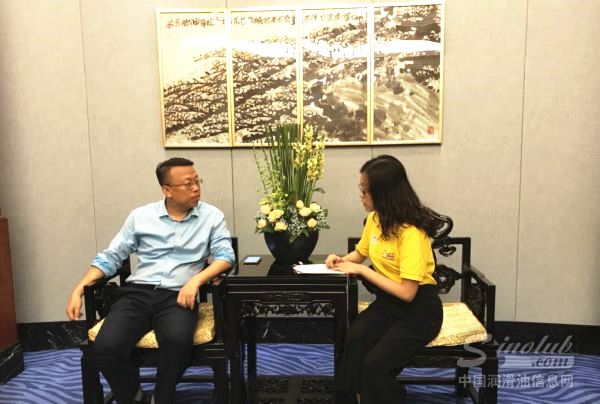 海湾石油(中国)有限公司总经理刘亚光先生接受中国润滑油信息网(www.sinolub.com)编辑专访
