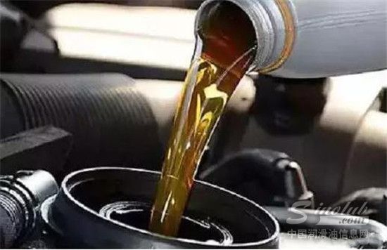 国外都是几万公里换一次润滑油，为什么国内却要5000公里更换呢？