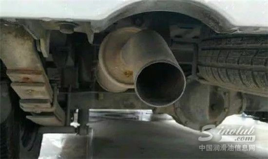 不管新车旧车，排气管加块铁，最少月省一箱油