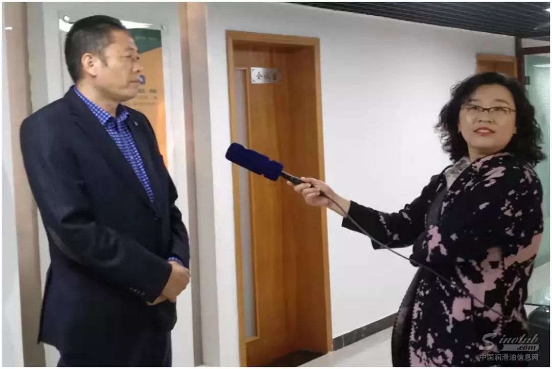 润滑油脂协会会长李之和接受天津电视台采访