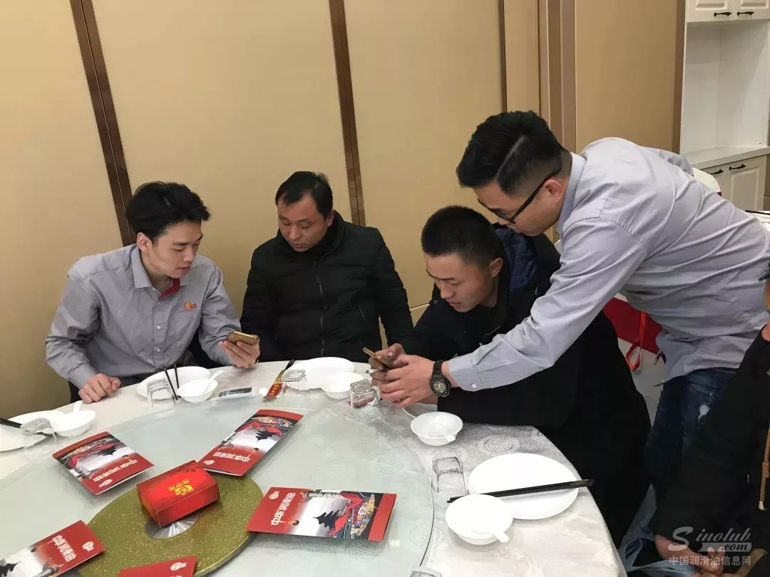 指导客户进行云店系统装机、使用