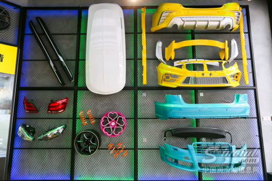 途虎养车·壳牌鹏致旗舰店开业 打造中国高性能车体验新高地 