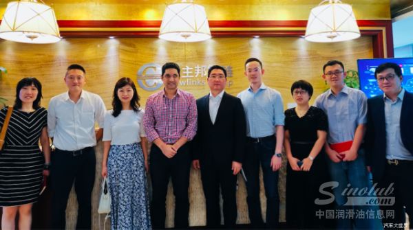 壳牌车队高层与车主邦互动 双方在油电方面合作或提速