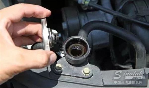 发动机冷却系统排空气，这几招很实用！