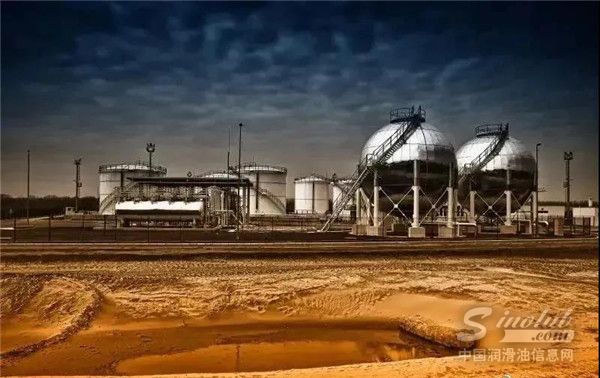 东北亚基础油价格继续上涨 高粘度油品尤甚